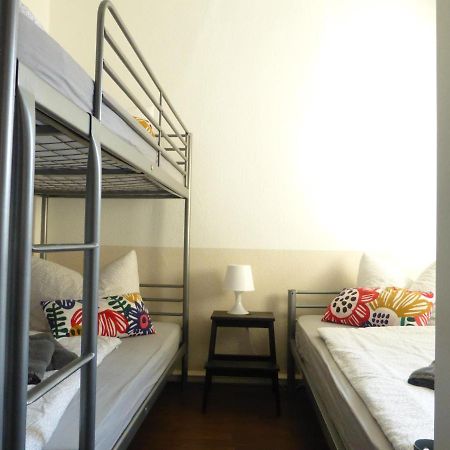 Ferienwohnung Friedrich Schiller, 2 Schlafzimmer, Balkon,Kostenloses Wifi, Naehe Zentrum, Jena Bagian luar foto
