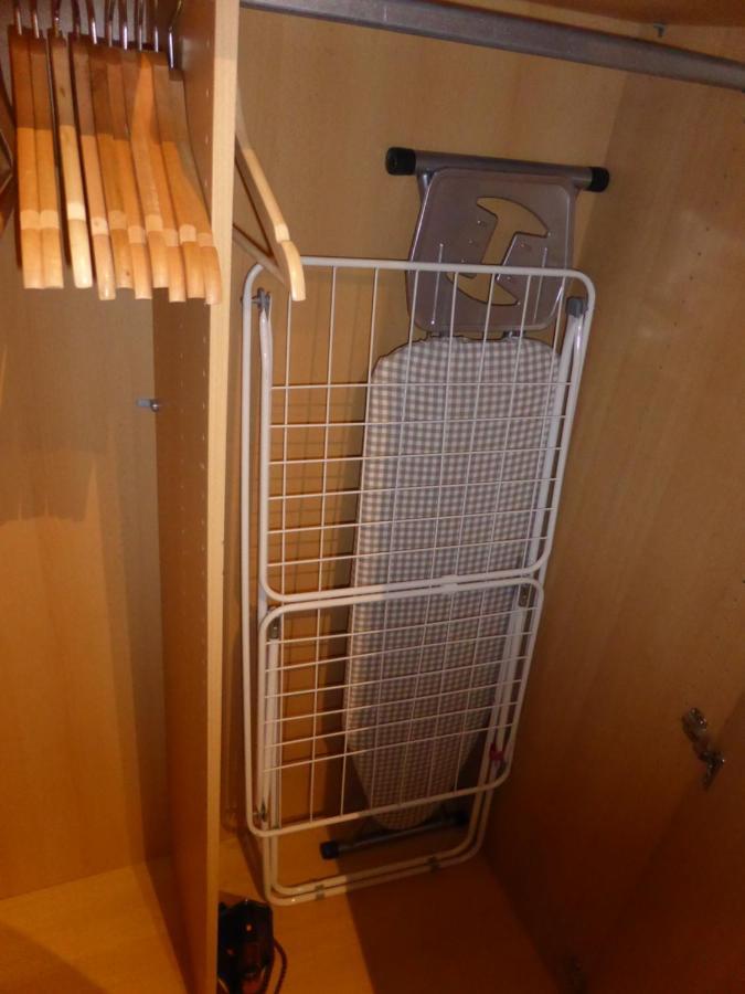 Ferienwohnung Friedrich Schiller, 2 Schlafzimmer, Balkon,Kostenloses Wifi, Naehe Zentrum, Jena Bagian luar foto