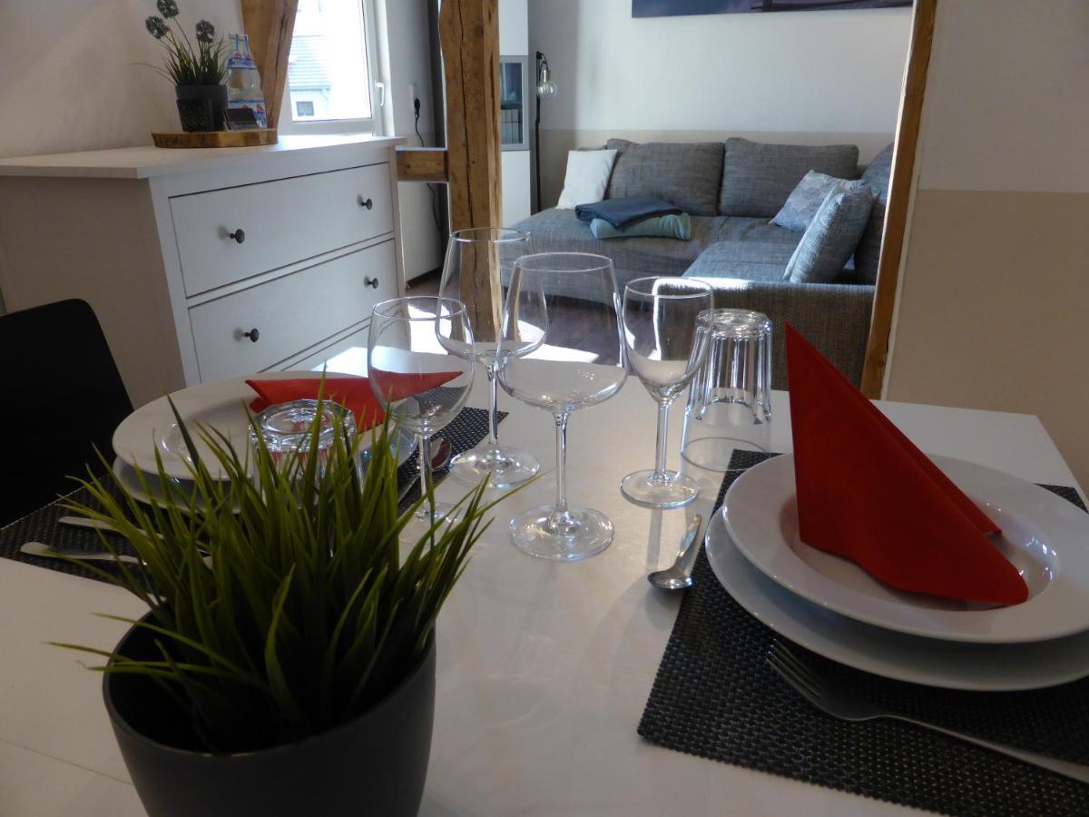 Ferienwohnung Friedrich Schiller, 2 Schlafzimmer, Balkon,Kostenloses Wifi, Naehe Zentrum, Jena Bagian luar foto