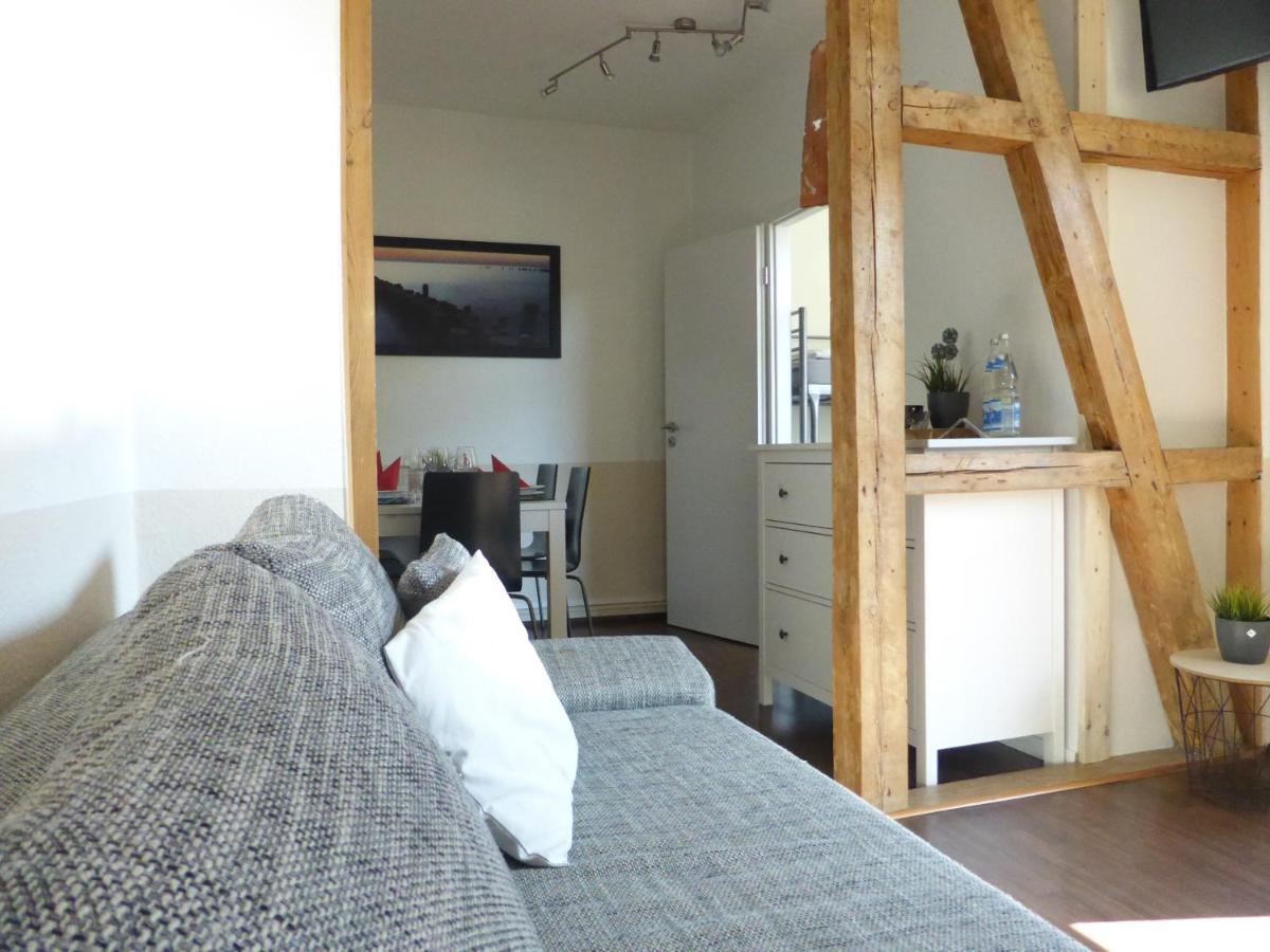 Ferienwohnung Friedrich Schiller, 2 Schlafzimmer, Balkon,Kostenloses Wifi, Naehe Zentrum, Jena Bagian luar foto