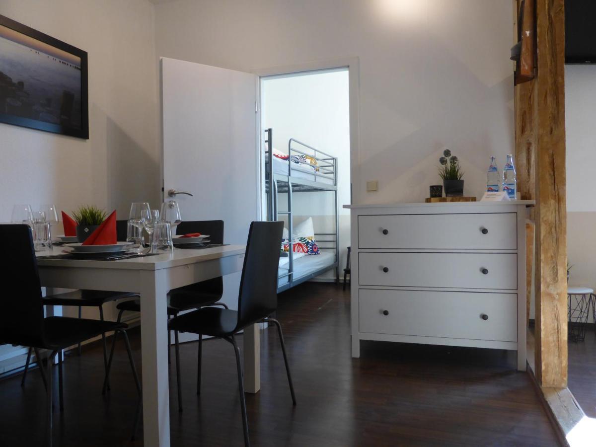 Ferienwohnung Friedrich Schiller, 2 Schlafzimmer, Balkon,Kostenloses Wifi, Naehe Zentrum, Jena Bagian luar foto