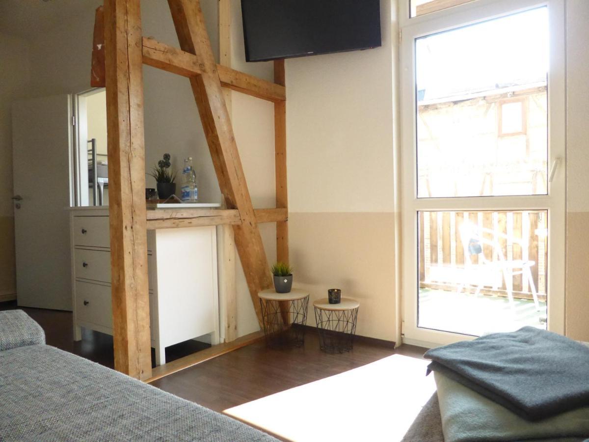 Ferienwohnung Friedrich Schiller, 2 Schlafzimmer, Balkon,Kostenloses Wifi, Naehe Zentrum, Jena Bagian luar foto